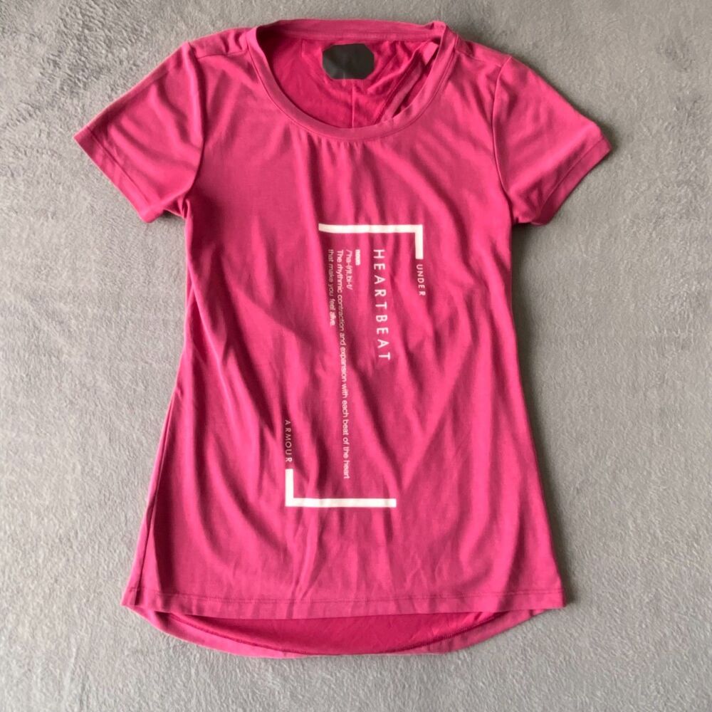 Women's Under Armour T-Shirt Size M